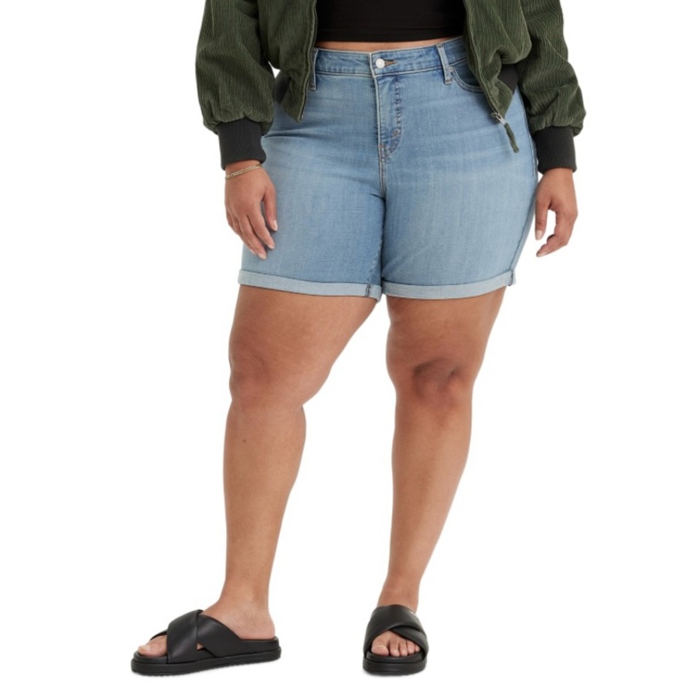 Levi's Mid-Rise Plus Size Jean Shorts